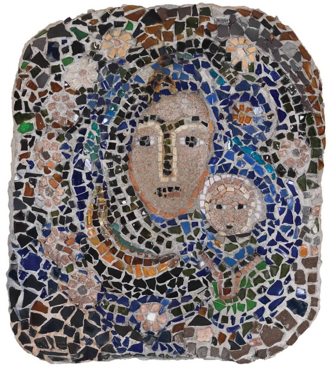 Christel Poll_Maria mit Kind_ohne Jahr_Mosaikarbeit auf Beton_300dpi