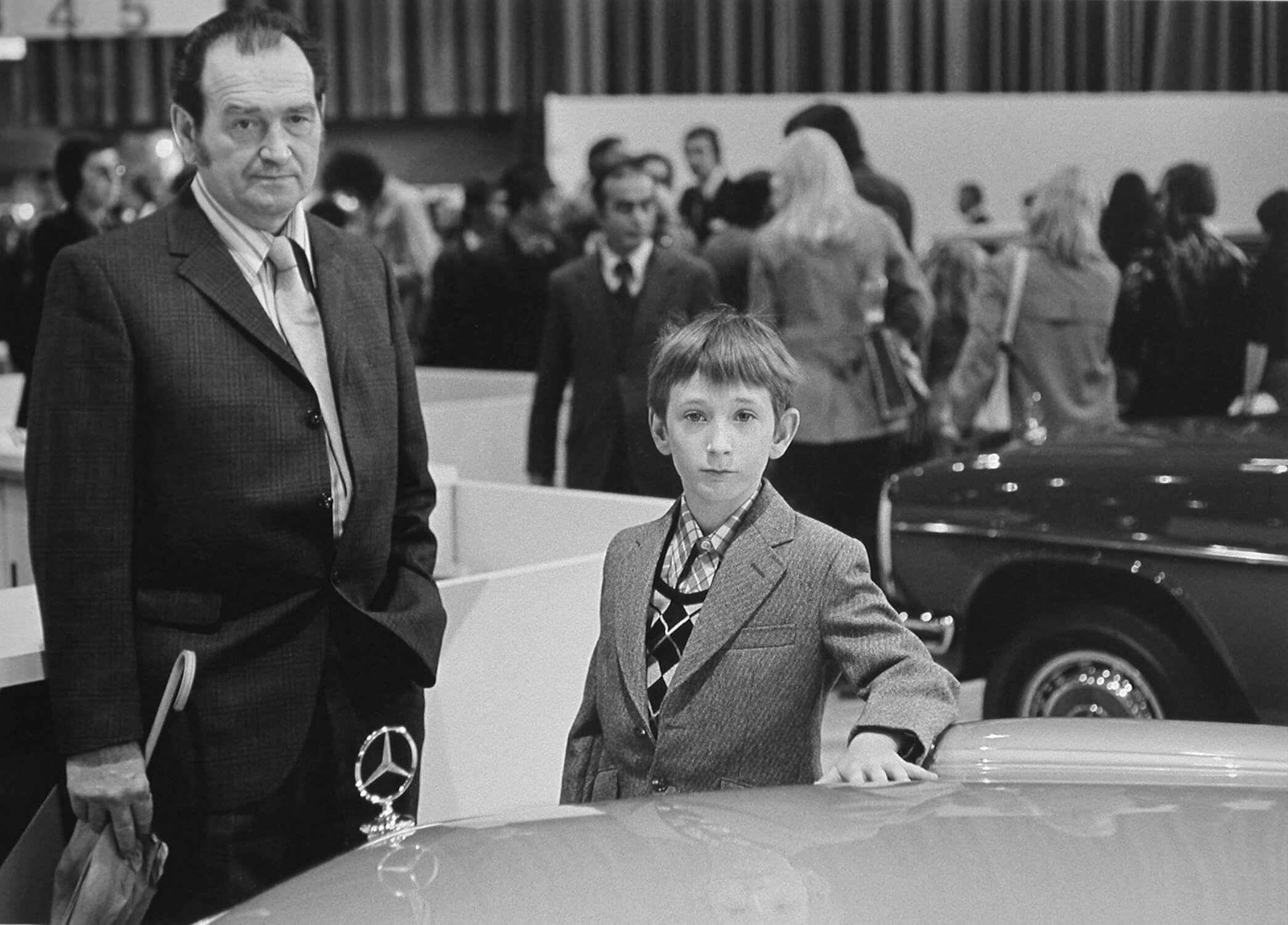 Vater und Sohn auf der Industrieausstellung, Berlin 1974