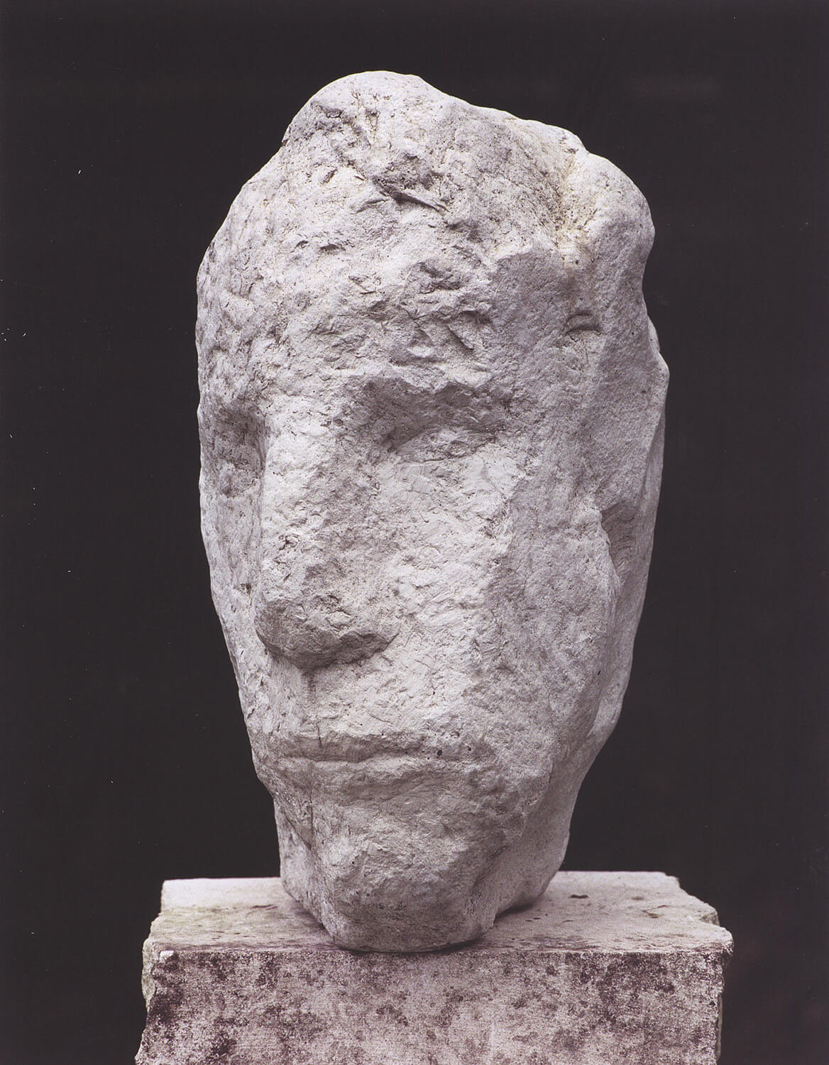 Emerita Pansowová, Portrait from Colle Verde, 1994, Carrara marble, height 32 cm